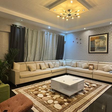 Sadaf 8 Jbr Luxury Master Bedroom Near Tram ดูไบ ภายนอก รูปภาพ