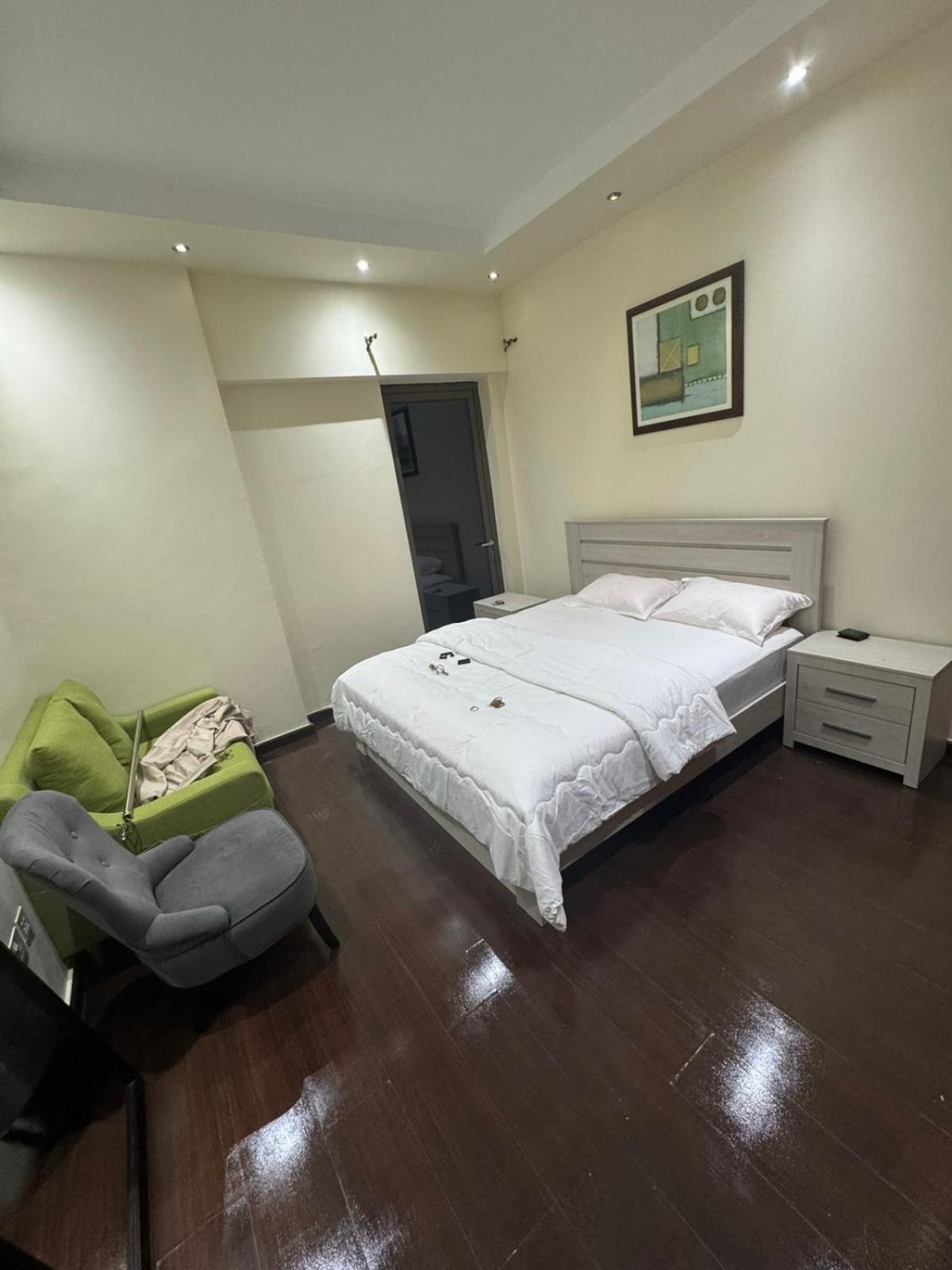 Sadaf 8 Jbr Luxury Master Bedroom Near Tram ดูไบ ภายนอก รูปภาพ