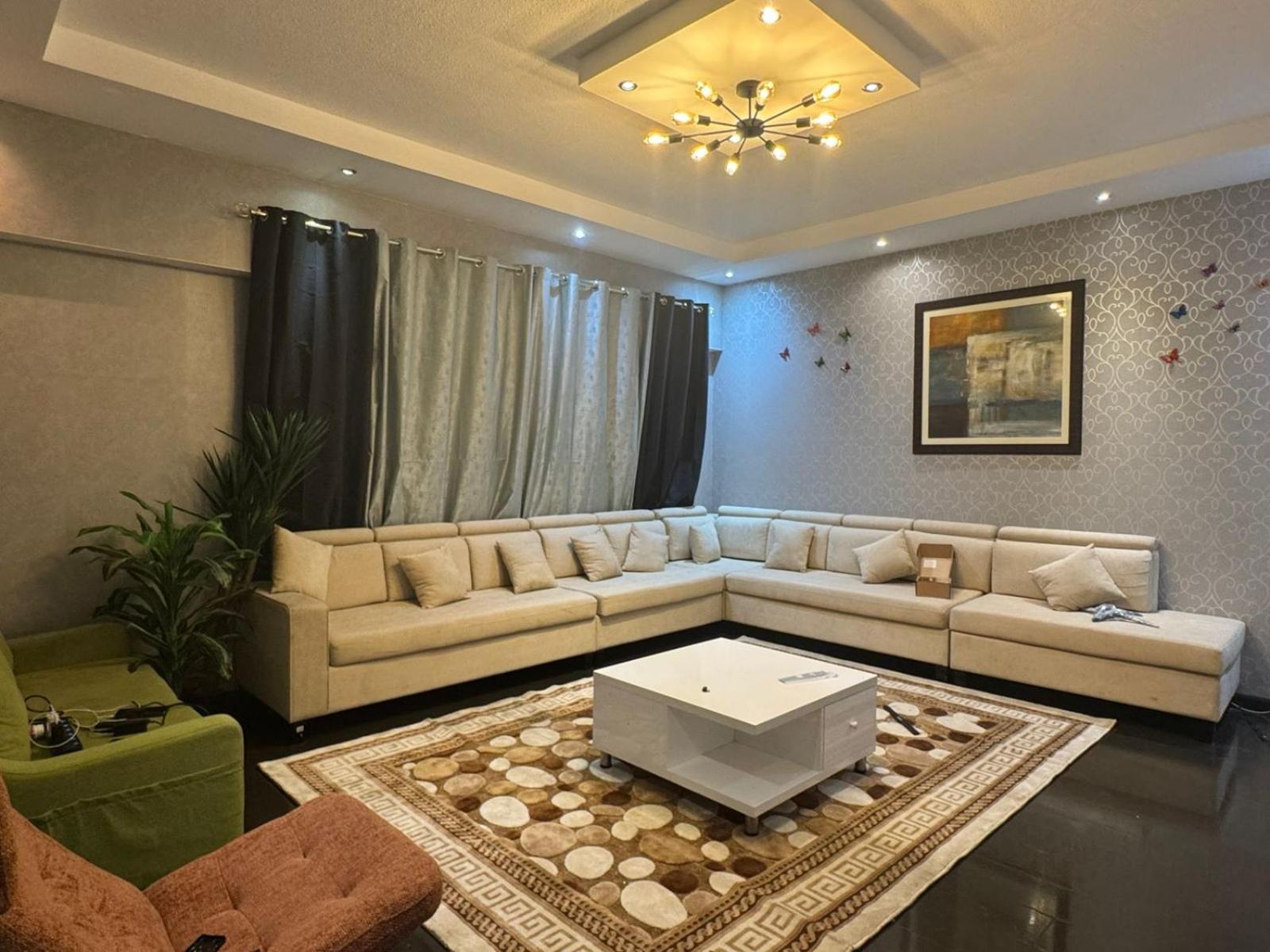 Sadaf 8 Jbr Luxury Master Bedroom Near Tram ดูไบ ภายนอก รูปภาพ